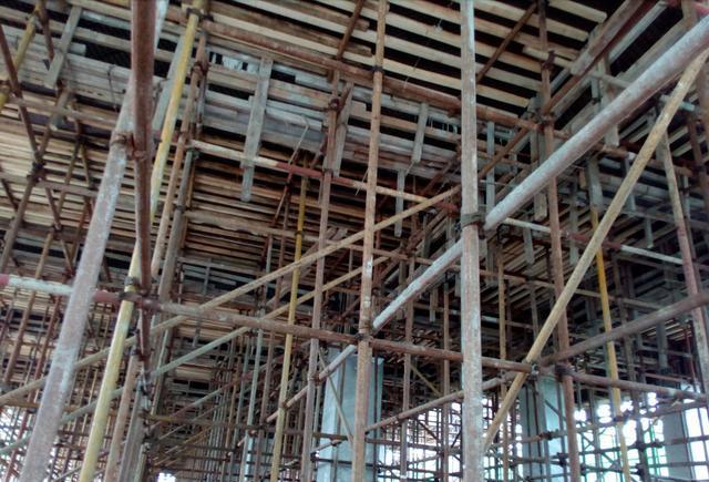 建筑工程模板施工安裝要點